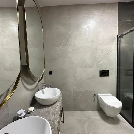 Luxury W 5 Bedrooms / 5 Bathrooms 빌라